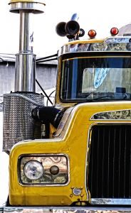 old-truck-1228351-m